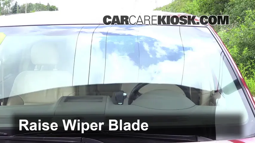 2009 Volkswagen Routan SEL 4.0L V6 Windshield Wiper Blade (Front)